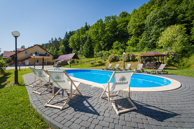 zdjęcie hotelu Gawra Comfort+ w Łączkach od strony basenu