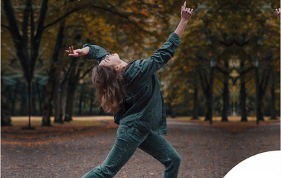 Plakat dotyczący zajęć CONTEMPORARY / MODERN DANCE – Taniec współczesny dla dzieci i młodzieży w MDK; informacje w artykule